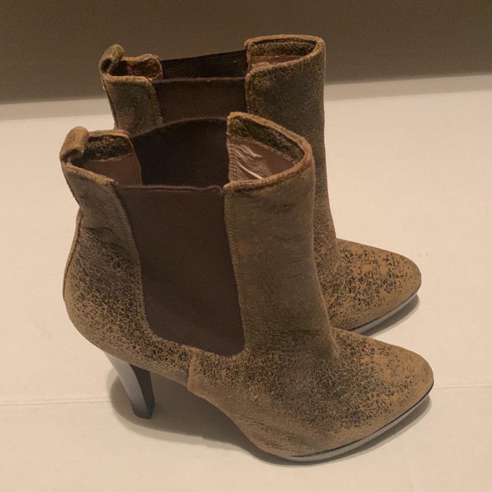 Michael Kors Heeled Boots - Picture 1 of 7